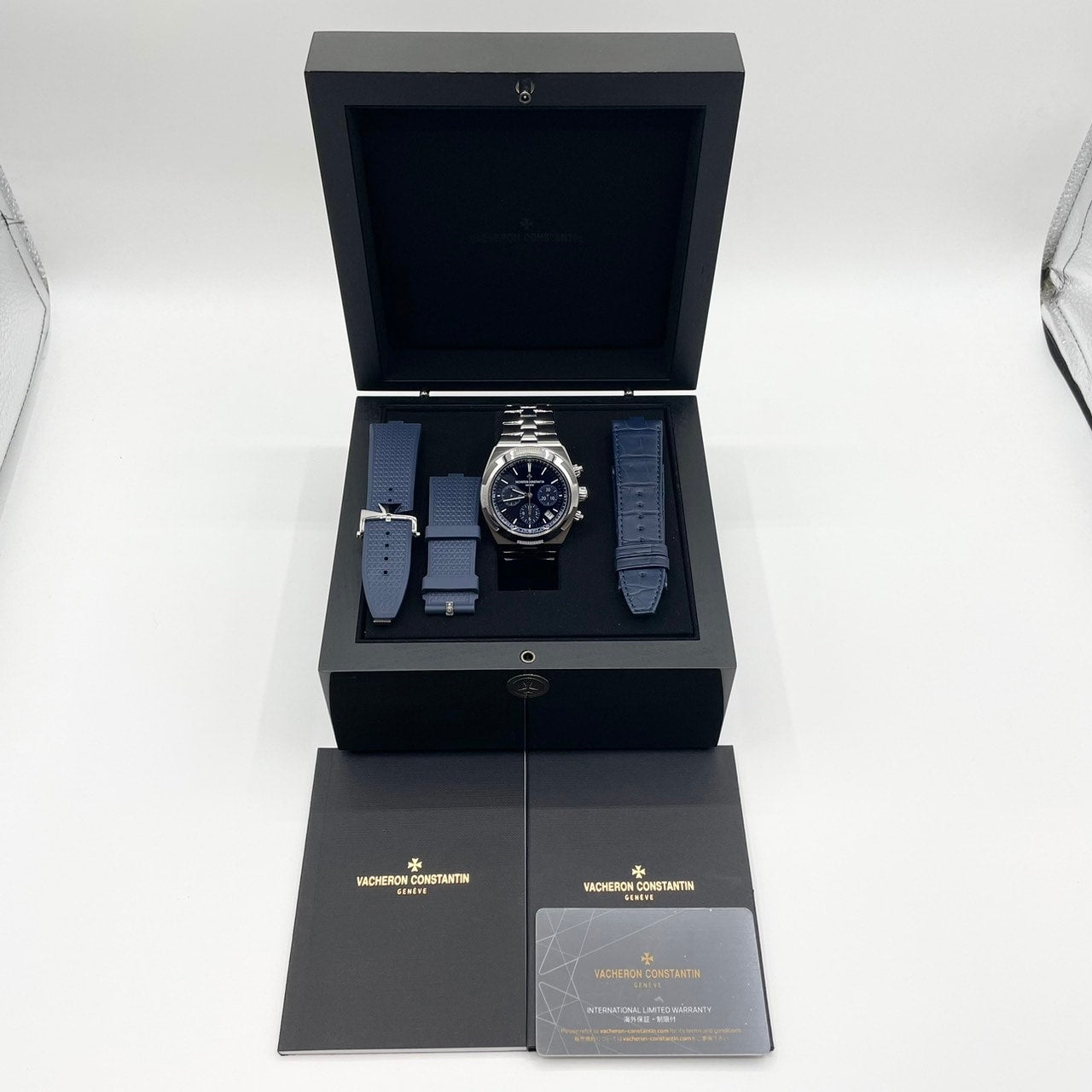 Vacheron Constantin Oversy의 크로노 그래프 5500V/110A-B148 42.5mm