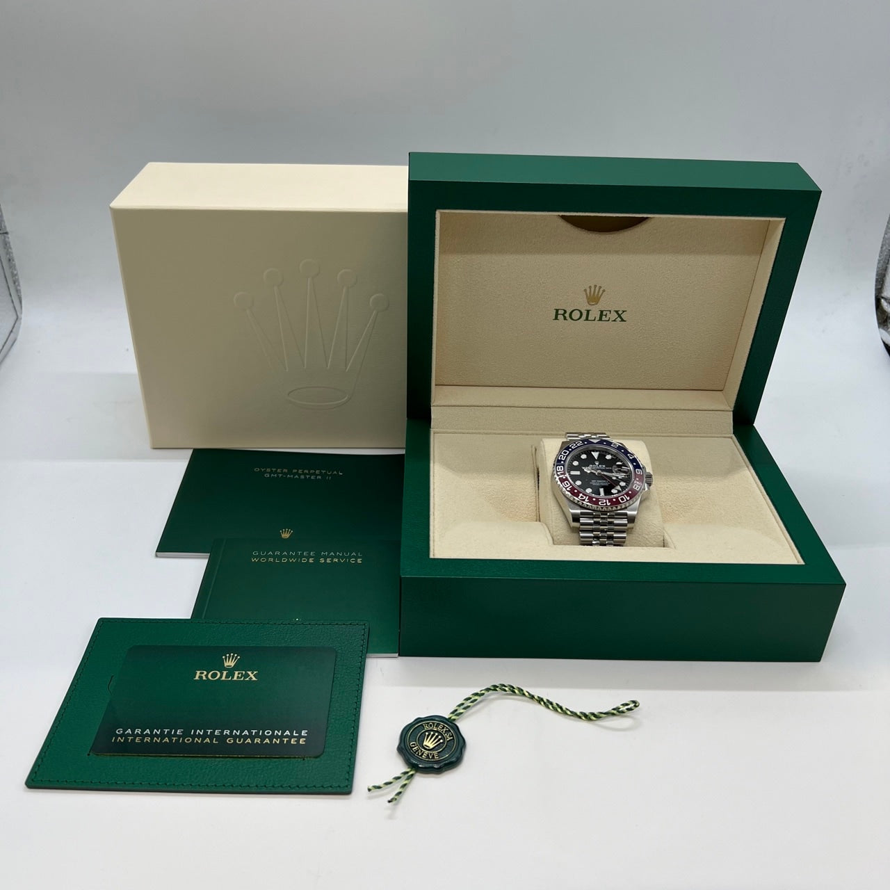 롤렉스 GMT 마스터 II 126710BLRO JUBILEE BRACELLE BLACK PEPSI 40mm