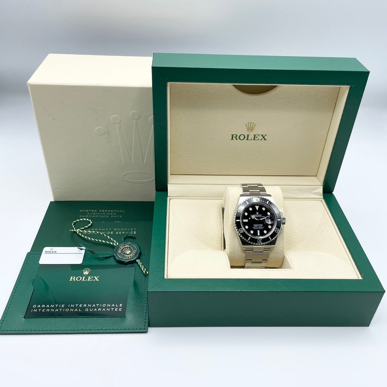 プレオウンド ロレックス サブマリーナデイト 126610LN ブラック 41mm