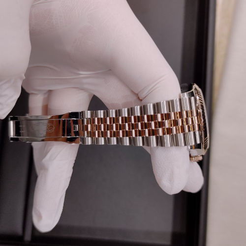 Pre-Owned Rolex Datejust 36 126231 Silver Fluted Motif