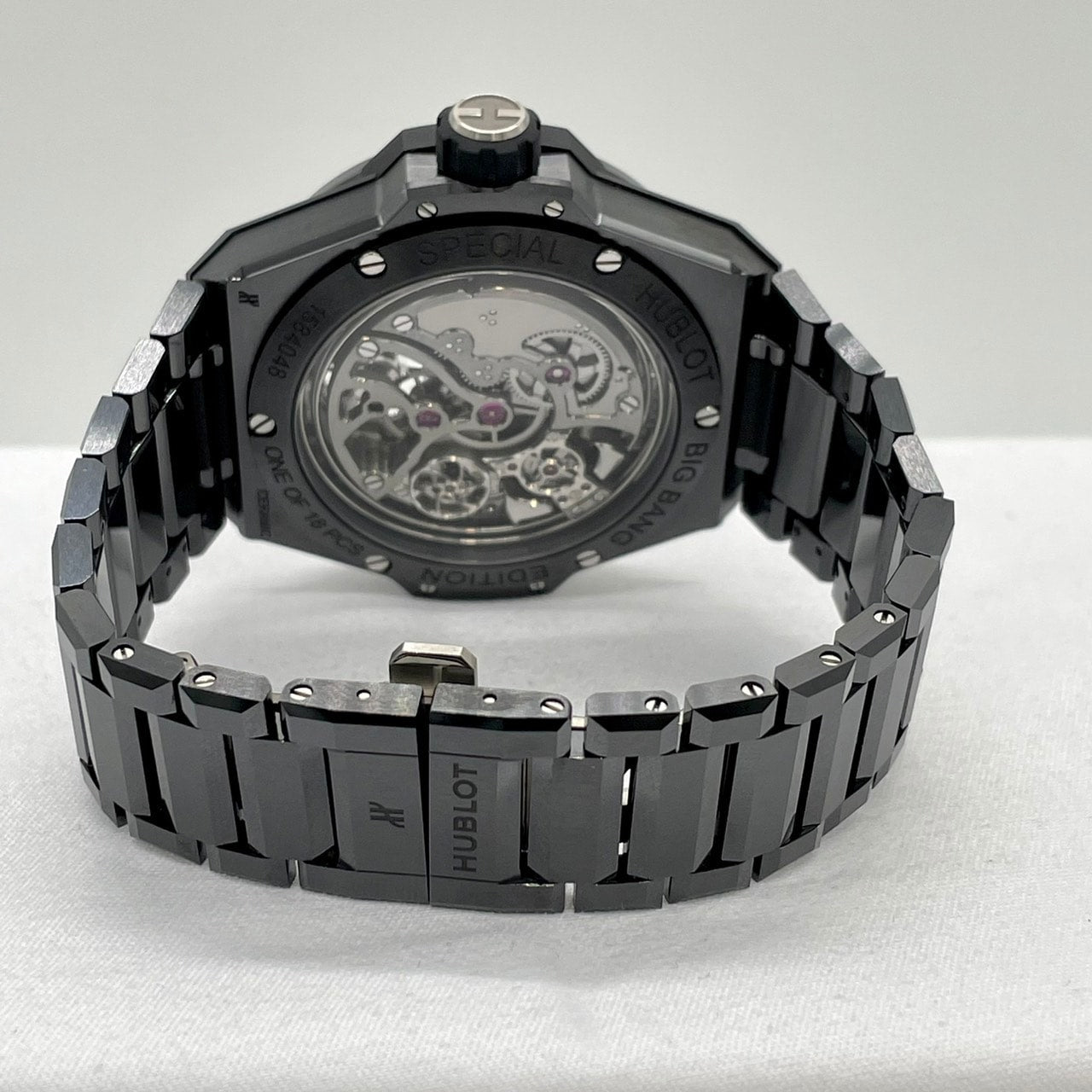 プレオウンド ウブロ ビッグ・バン インテグレーテッド カテドラル 458.CX.1170.CX.YOS ミニッツリピーター トゥールビヨン ブラックセラミック 43mm