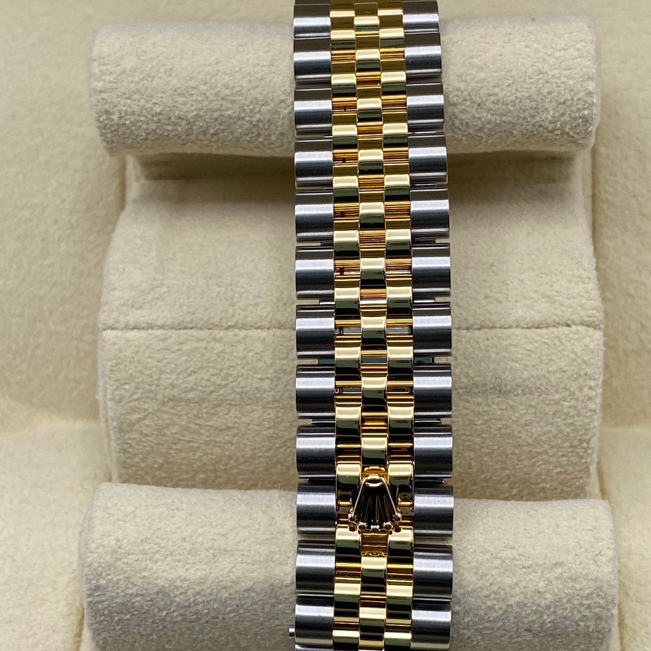 Rolex Datejust 278273 Black Mother of Pearl Jubilee Bracelet 31mm