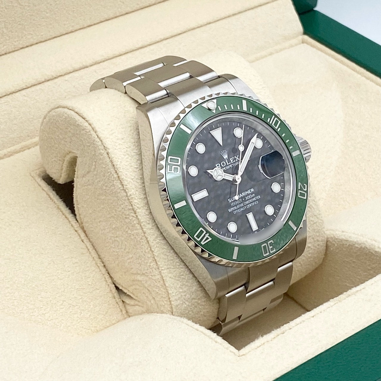 プレオウンド ロレックス サブマリーナ デイト 126610LV オイスターブレスレット ブラック 41mm