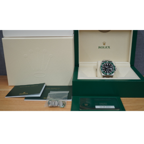 Pre-Owned Rolex Submariner Date 126610LV Oyster Bracelet Black Green