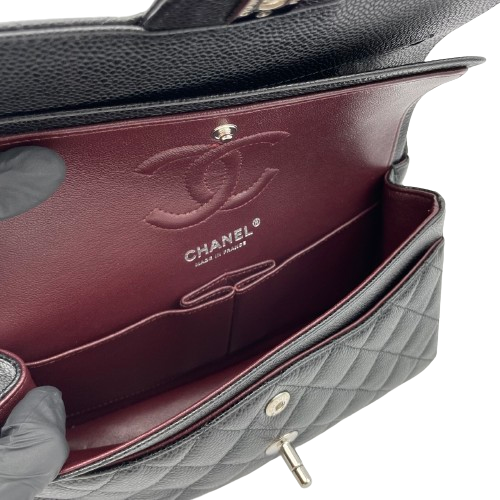 사전 소유의 샤넬 마텔라스 23 블랙 캐비어 스킨 실버 하드웨어