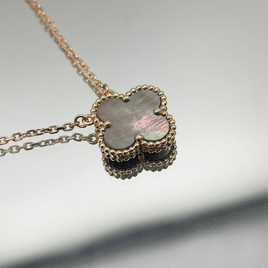 Pre-Owned Van Cleef & Arpels Vintage Alhambra Mother of Pearl