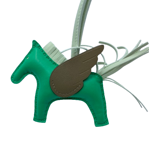 Pre-Owned Hermes Rodeo Charm Pegasus PM B engraved