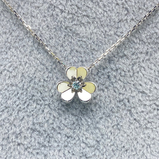 Pre-Owned Van Cleef & Arpels Frivol Pendant VCARP0J400