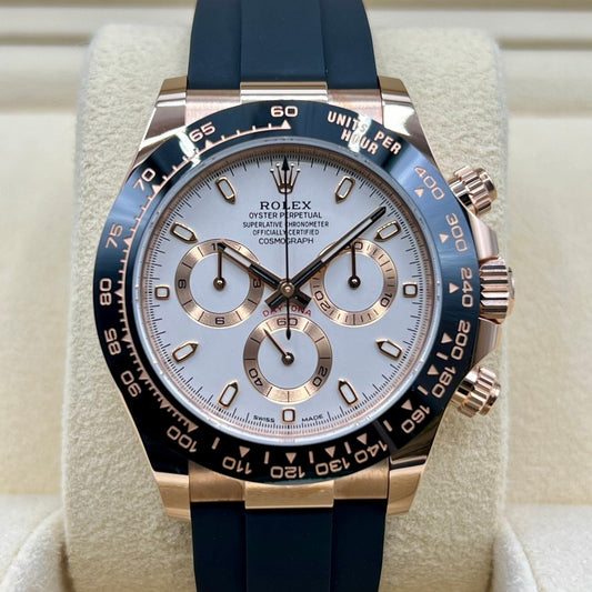 Pre-Owned Rolex Daytona 116515LN Black Rubber Belt Ivory 40mm