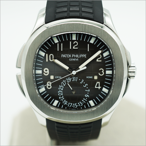 Pre-Owned Patek Philippe Aquanaut 5164A-001 Black Embossed