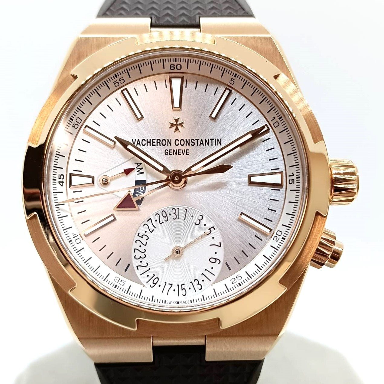 Vacheron Constantin Overcy의 이중 시간 7900V/000R-B336