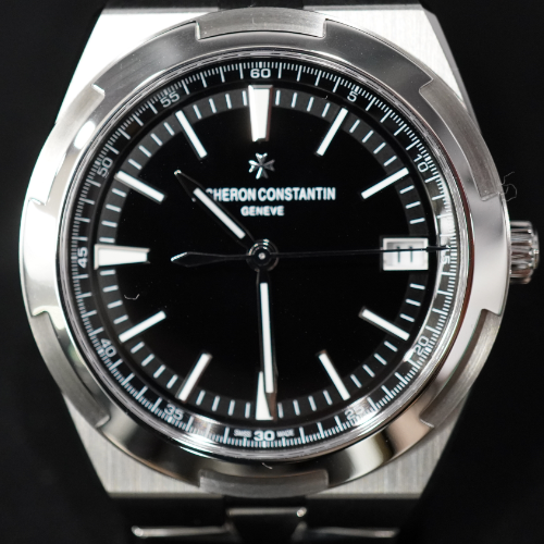 Pre-Owned Vacheron Constantin Overseas Automatic 4500V/110A-B483