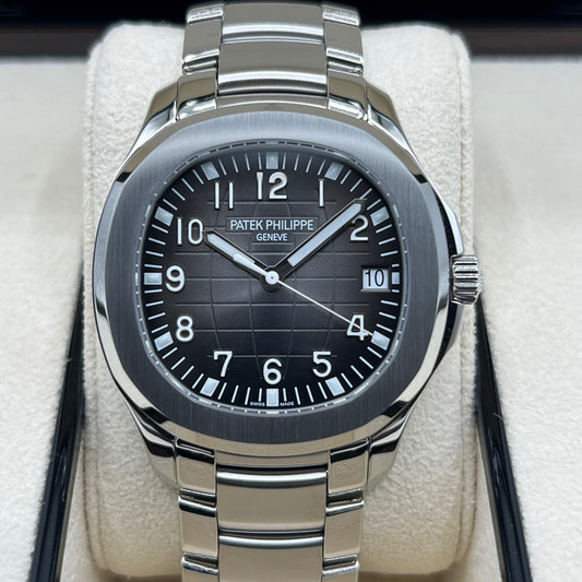 Pre-Owned Patek Philippe Aquanaut 5167/1A-001 Black Embossed 40mm