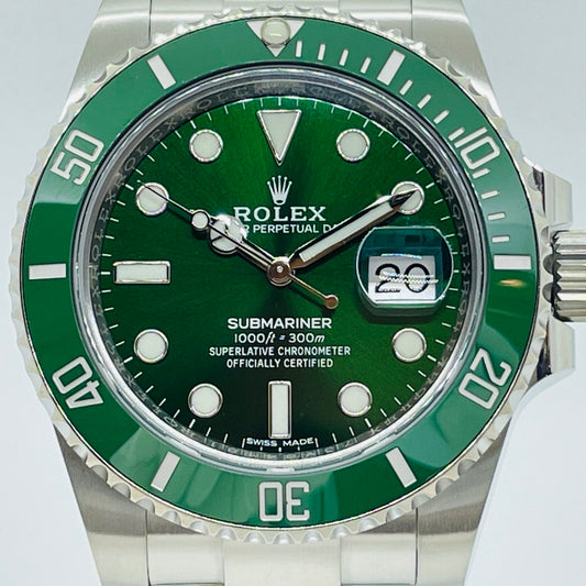 Pre-Owned Rolex Submariner Date Oyster Stainless Green 40?o 116610LV