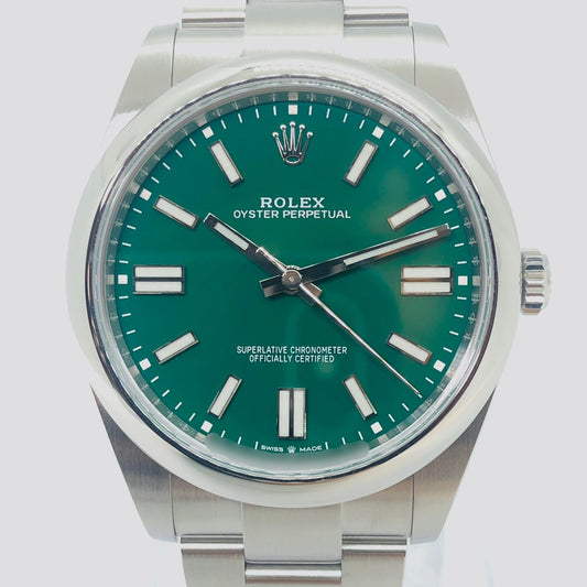 Pre-Owned Rolex Oyster Perpetual 124300 Oyster Bracelet Green 41mm