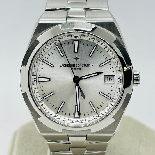 Preowned Vacheron Constantin Overseas 4500V/110A-B126 Silver