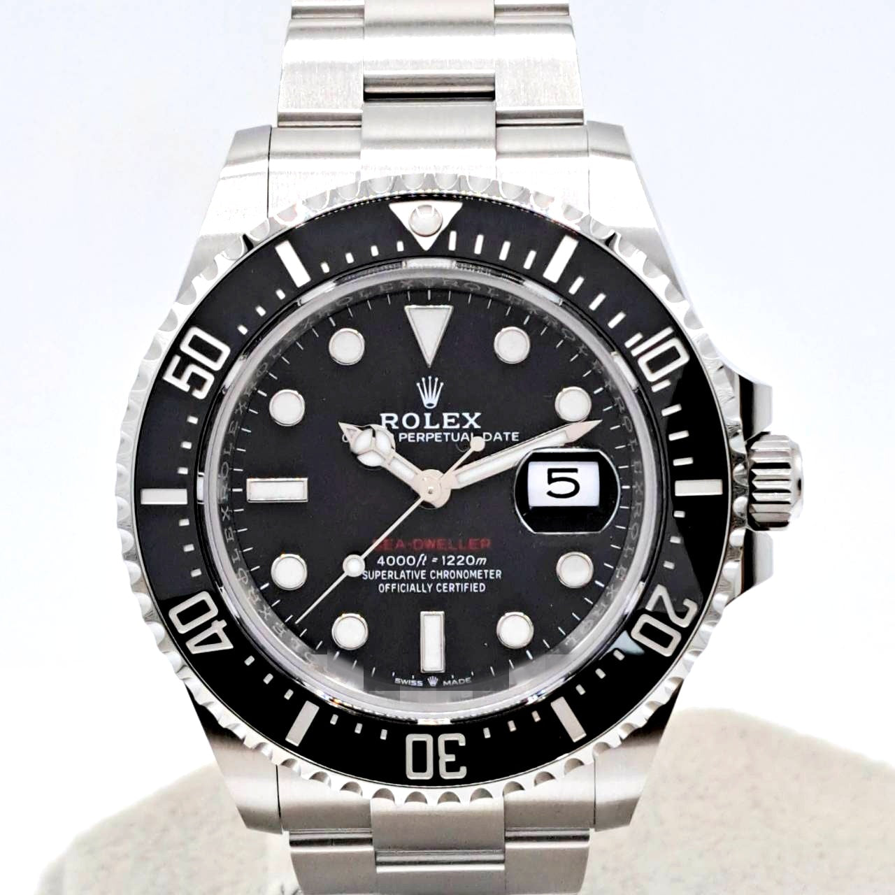 Pre-Owned Rolex Sea Dweller 126600 Oyster Bracelet Black