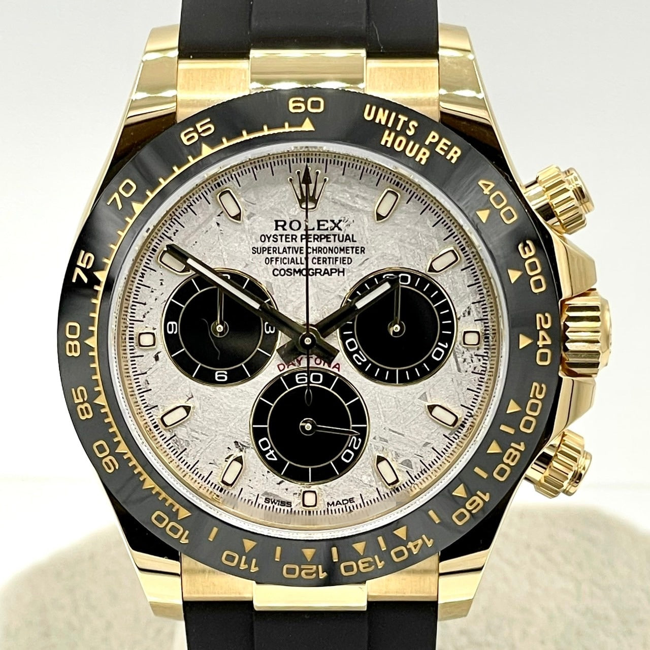 Pre-Owned Rolex Daytona 116518LN Meteorite & Black Black Rubber Belt 40mm