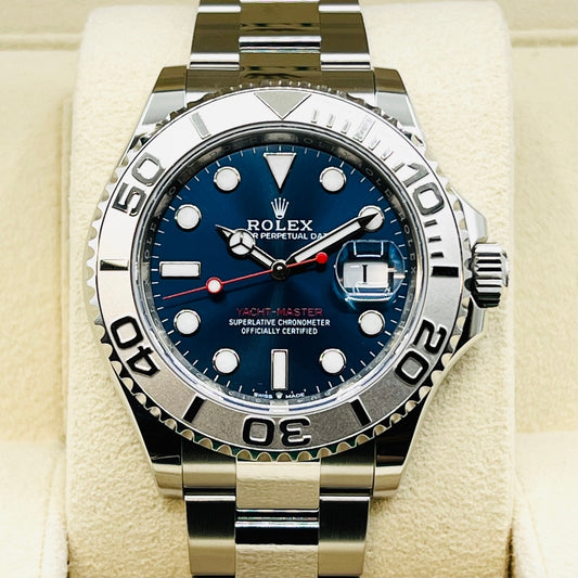 Pre-Owned Rolex Yachtmaster 126622 Oyster Bracelet Bright Blue 40mm