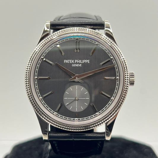 Pre-Owned Patek Philippe Calatrava 6119G-001 Grey 39mm