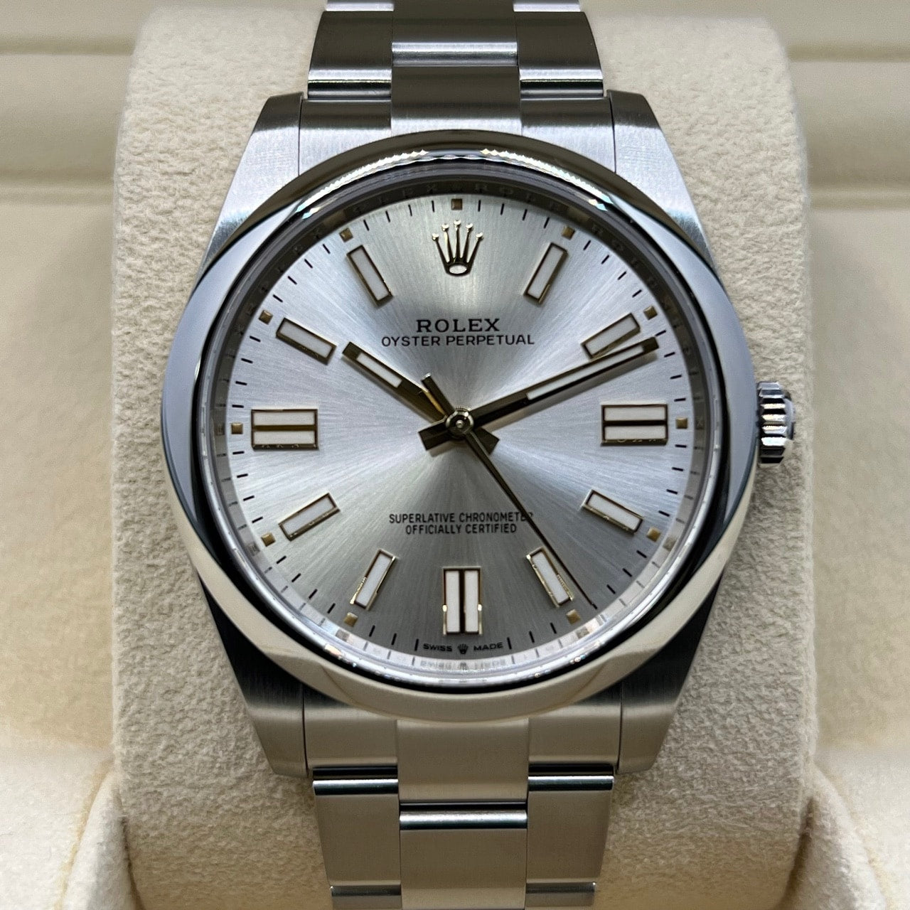 プレオウンド 【あわてんぼうのサンタクロース ♪】ロレックス オイスターパーペチュアル 124300 シルバー 41mm
