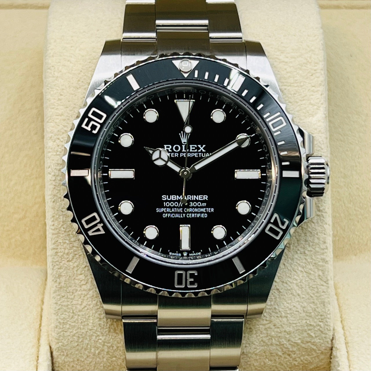 Pre-Owned Rolex Submariner Non-Date 124060 Black 41mm Stainless Oyster Bracelet