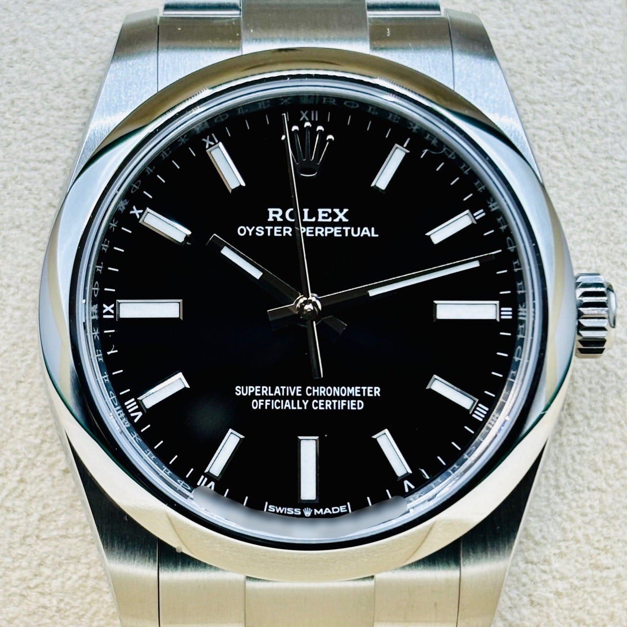 プレオウンド ロレックス オイスターパーペチュアル 124200 オイスターブレスレット ブラック 34mm