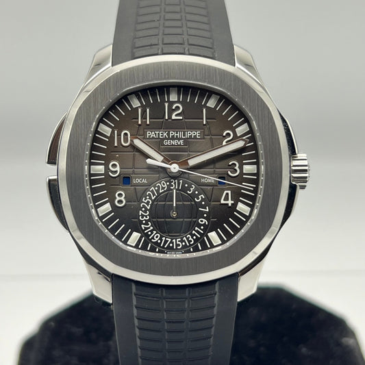 Pre-Owned Patek Philippe Aquanaut 5164A-001 Black Embossed 40.8mm