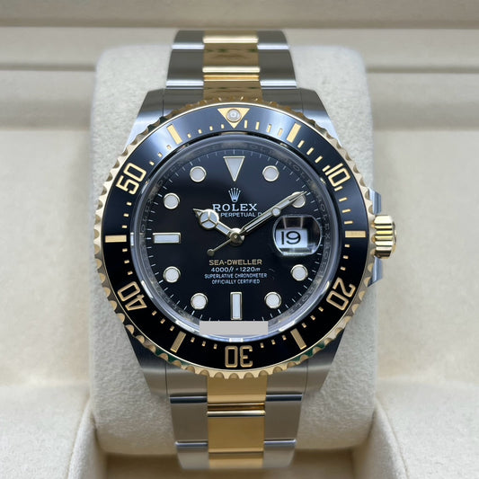 Pre-Owned Rolex Sea Dweller 126603 Black 43mm