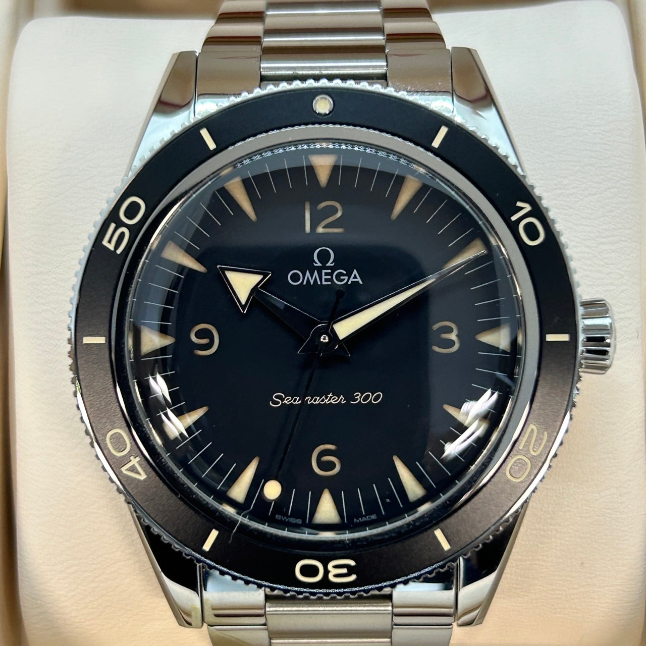 プレオウンド オメガ シーマスター300 234.30.41.21.01.001 ブラック 41mm