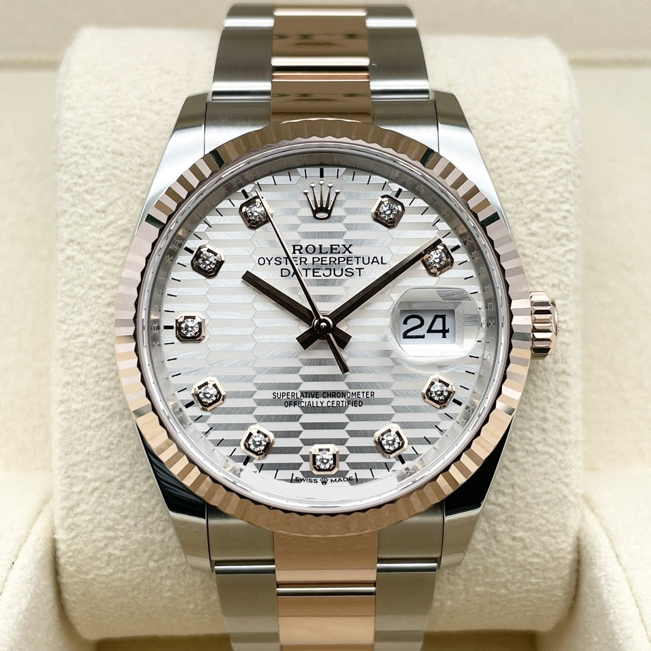 プレオウンド ロレックス デイトジャスト 126231G シルバー フルーテッドモチーフ 10Pダイヤ オイスターブレス 36mm