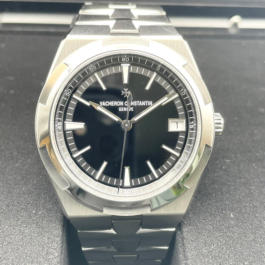 Pre-Owned Vacheron Constantin Overseas 4520V/210A-B483 Stainless Steel Black 41mm