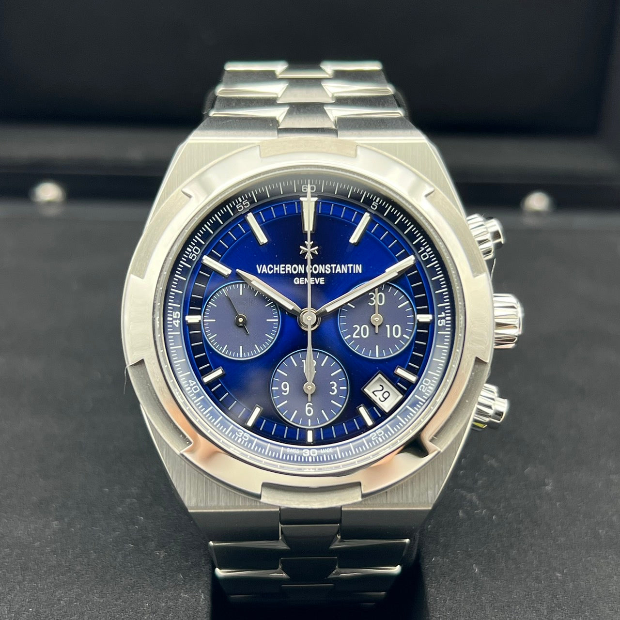미리 소유 한 [세계에서 가장 저렴한! ! Vacheron Constantin은 크로노 그래프 5500V/110A-B148 42.5mm를 과시합니다