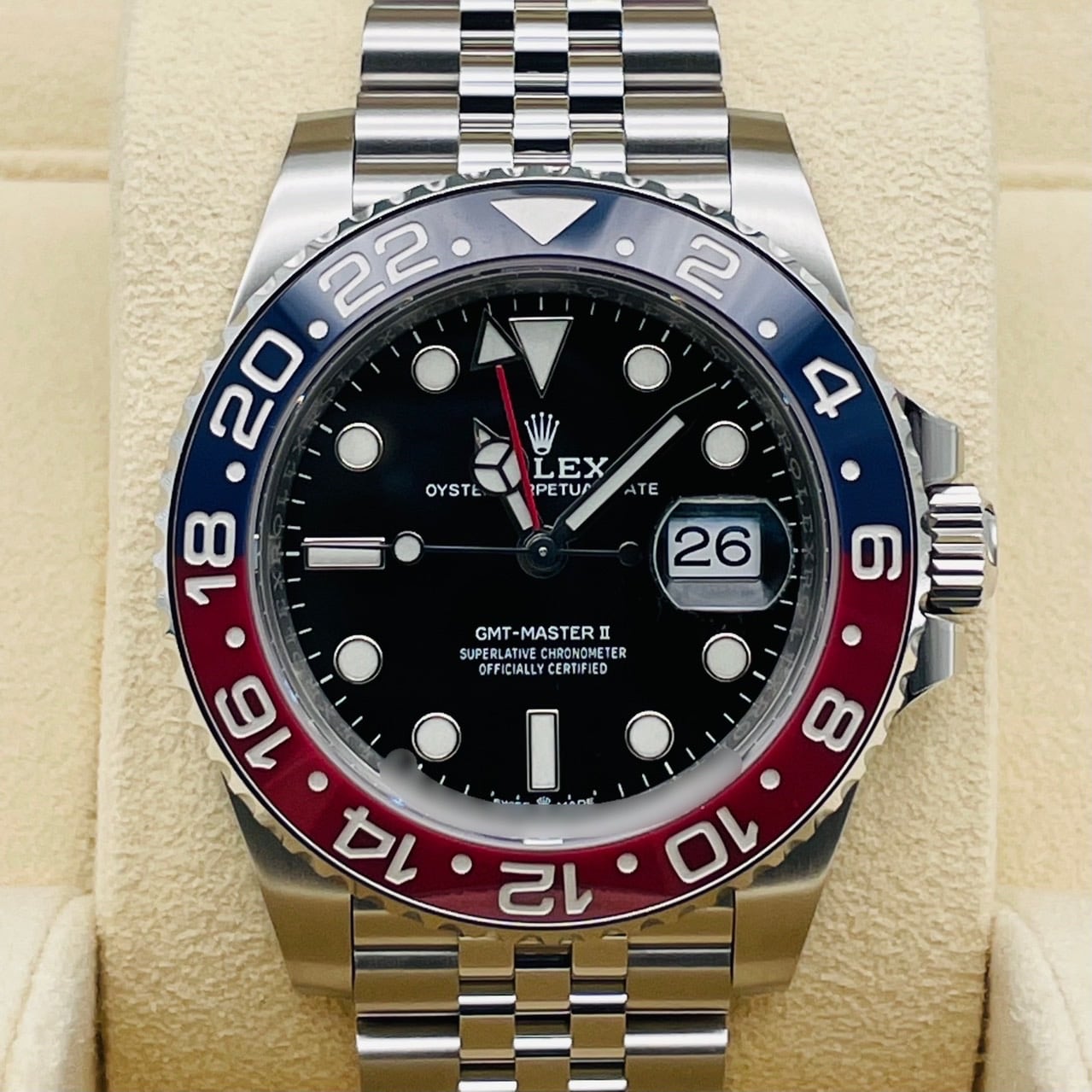 Pre-Owned Rolex GMT Master II 126710BLRO Jubilee Bracelet Black 40mm