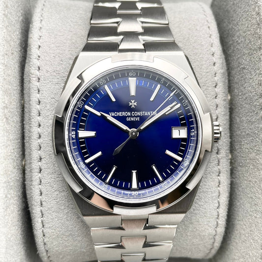 Pre-Owned Vacheron Constantin Overseas 4520V/210A-B128 Stainless Steel Blue 41mm