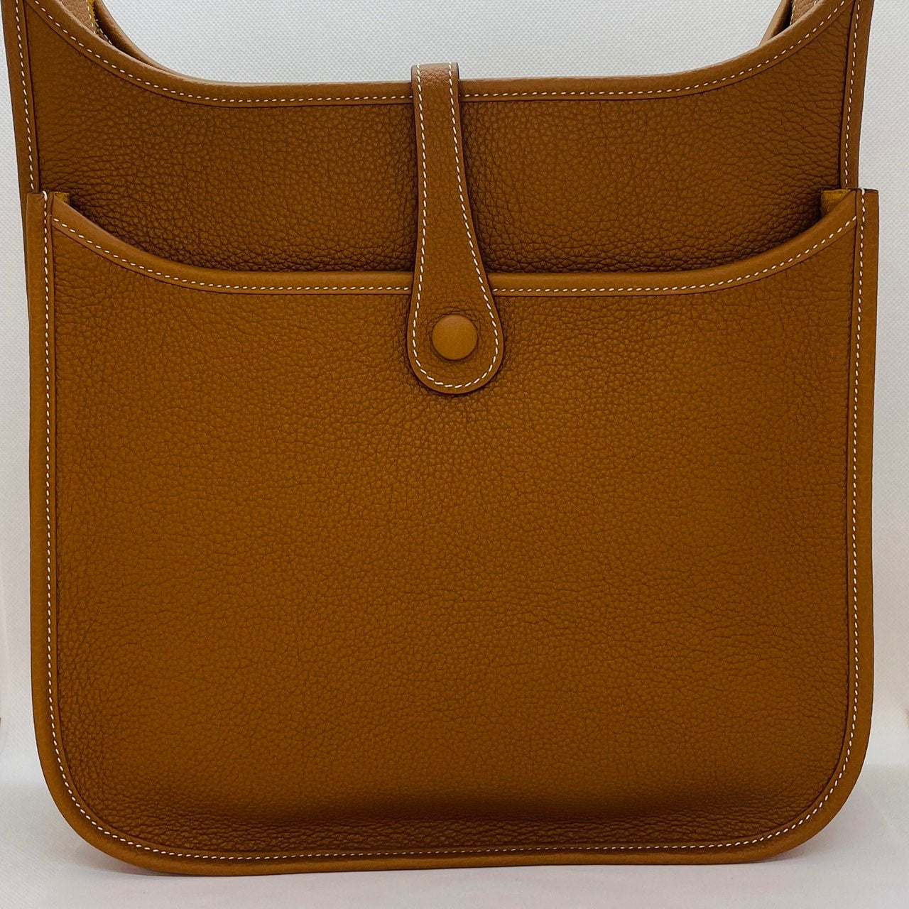 Pre-Owned Hermes Evelyn PM Torillon Gold Gold Hardware U Engraved Shoulder Bag
