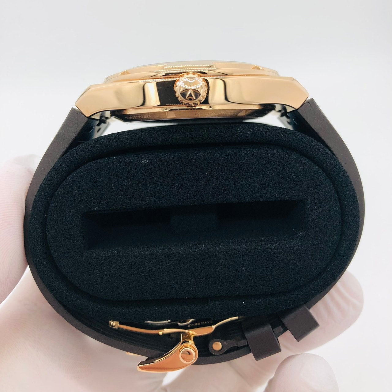 Pre-Owned Vacheron Constantin Overseas Automatic 4500V/000R-B127