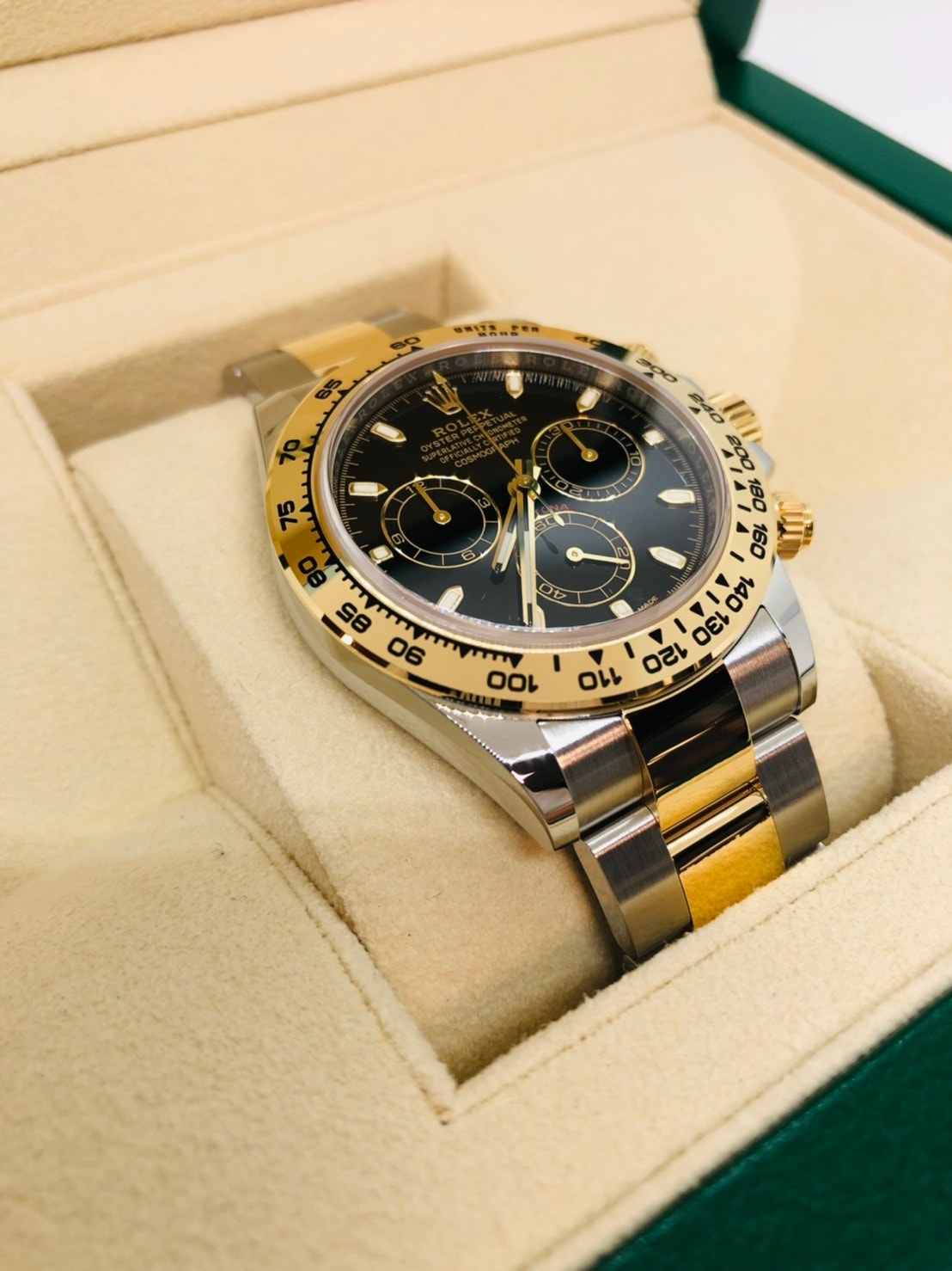 Pre-Owned Rolex Daytona 116503 Oyster Bracelet Black