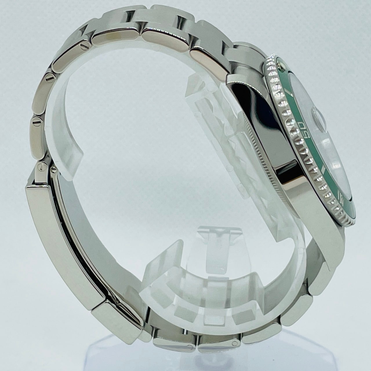 プレオウンド ロレックス サブマリーナ デイト オイスターステンレスグリーン40?o 116610LV
