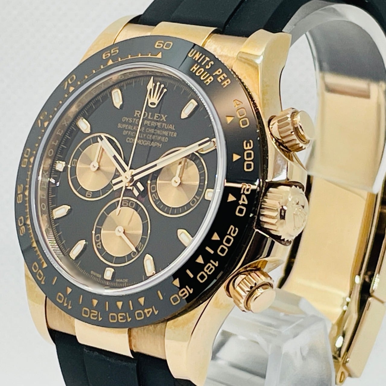 Rolex Daytona 116515LN Black Rubber Belt Black & Pink