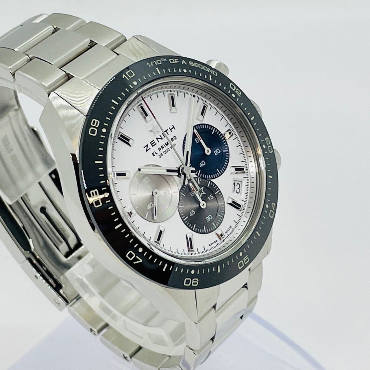 プレオウンド ゼニス ZENITH クロノマスタースポーツ 03.3100.3600/69.M3100 ホワイト 41mm