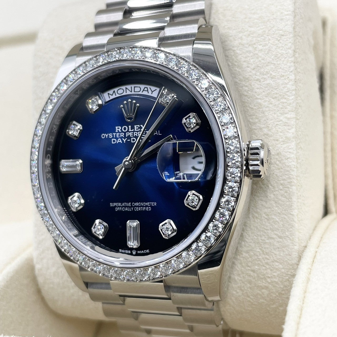 사전 소유 롤렉스 데이 날짜 128349RBR BLOO OMBRE 10P 다이아몬드 36mm