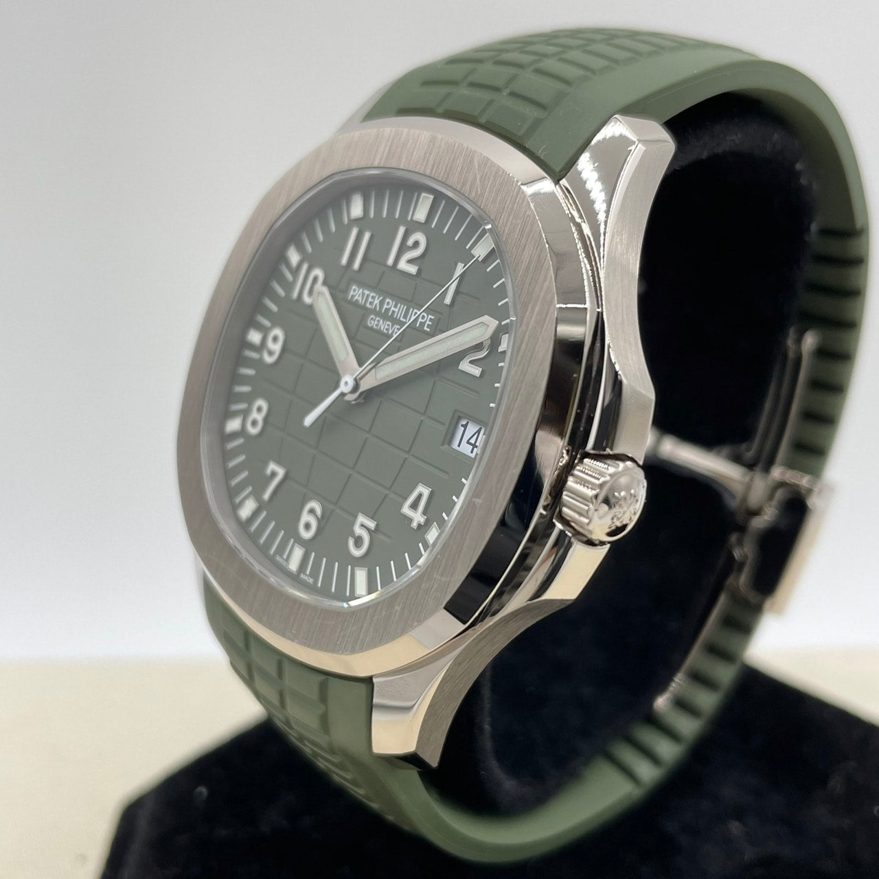 プレオウンド 【高年式】パテックフィリップ アクアノート 5168G-010 カーキ 42.2mm