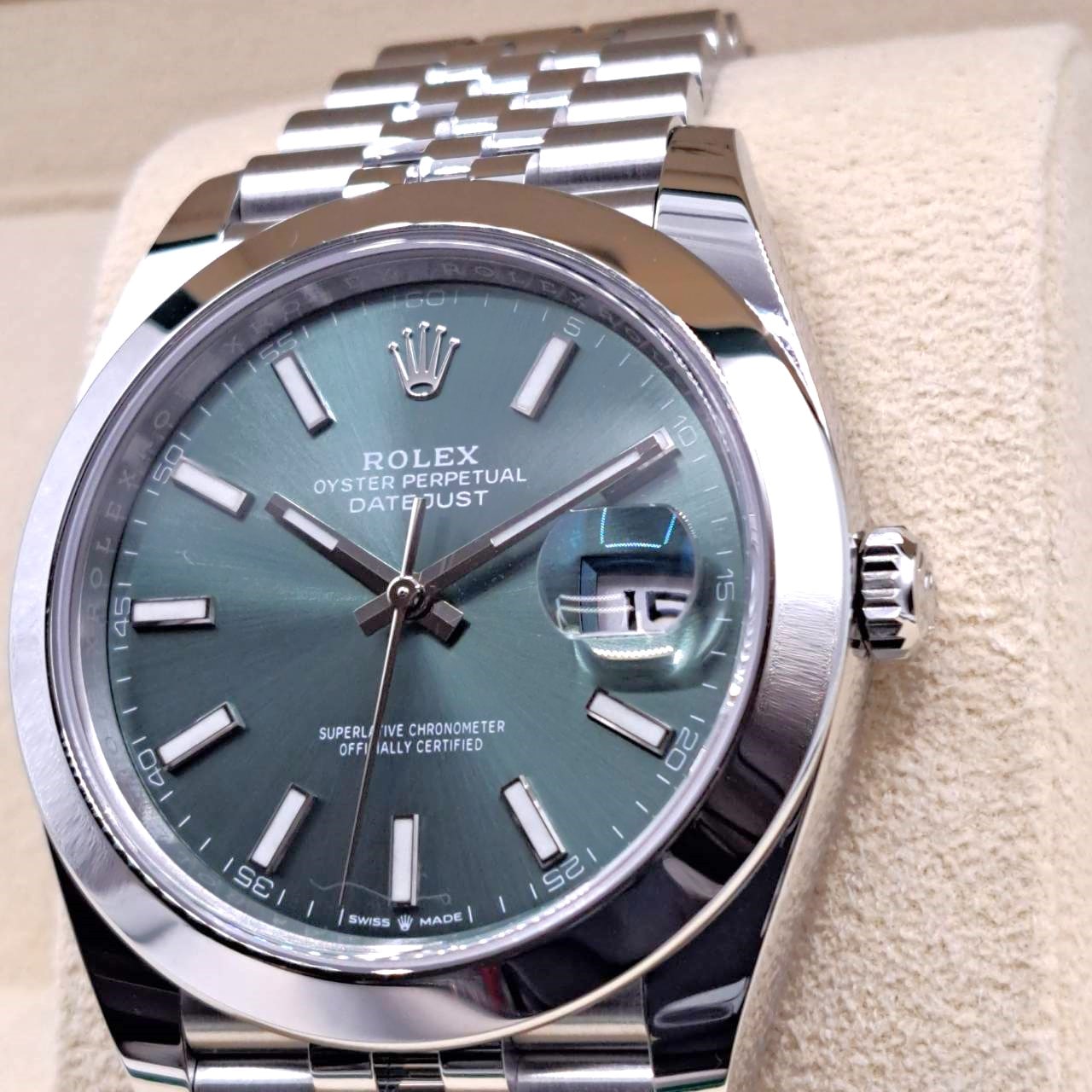 [2024 : 훌륭하고 똑똑합니다! holex 롤렉스 날짜 주석 126300 Mint Green Jubilee 팔찌 41mm