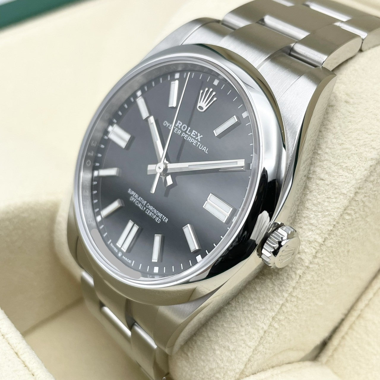 プレオウンド ロレックス オイスターパーペチュアル 124300 オイスターブレスレット ブラック 41mm