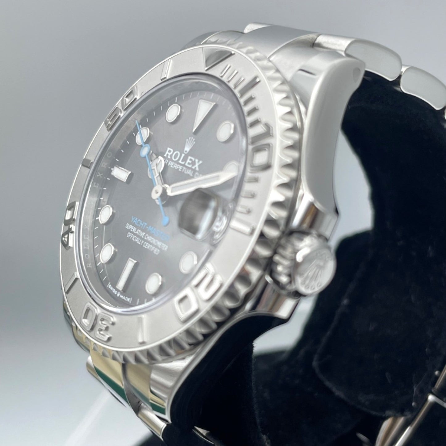 Rolex Yachtmaster 268622 Oyster Bracelet Dark Rodium 37mm