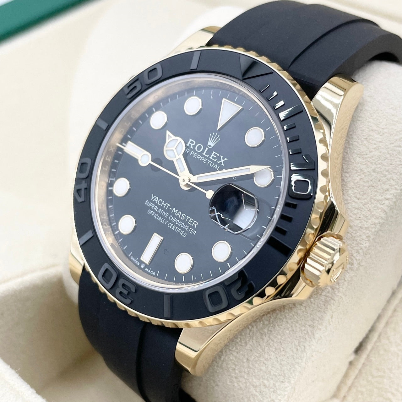 Rolex Yachtmaster 226658 Black Black Rubber Belt Yellow Gold 42mm
