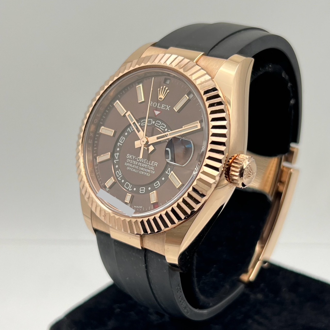 사전 소유의 롤렉스 스카이 거주자 326235 초콜릿 42mm