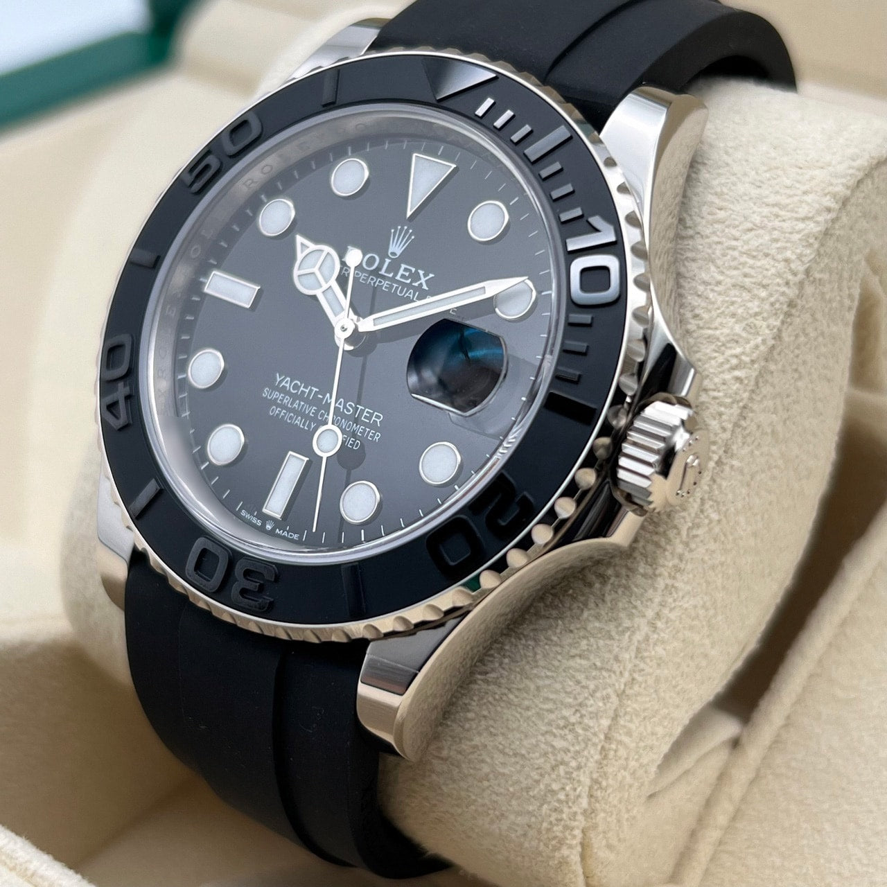 Rolex Yachtmaster 226659 Black Rubber Belt Black White Gold 42mm