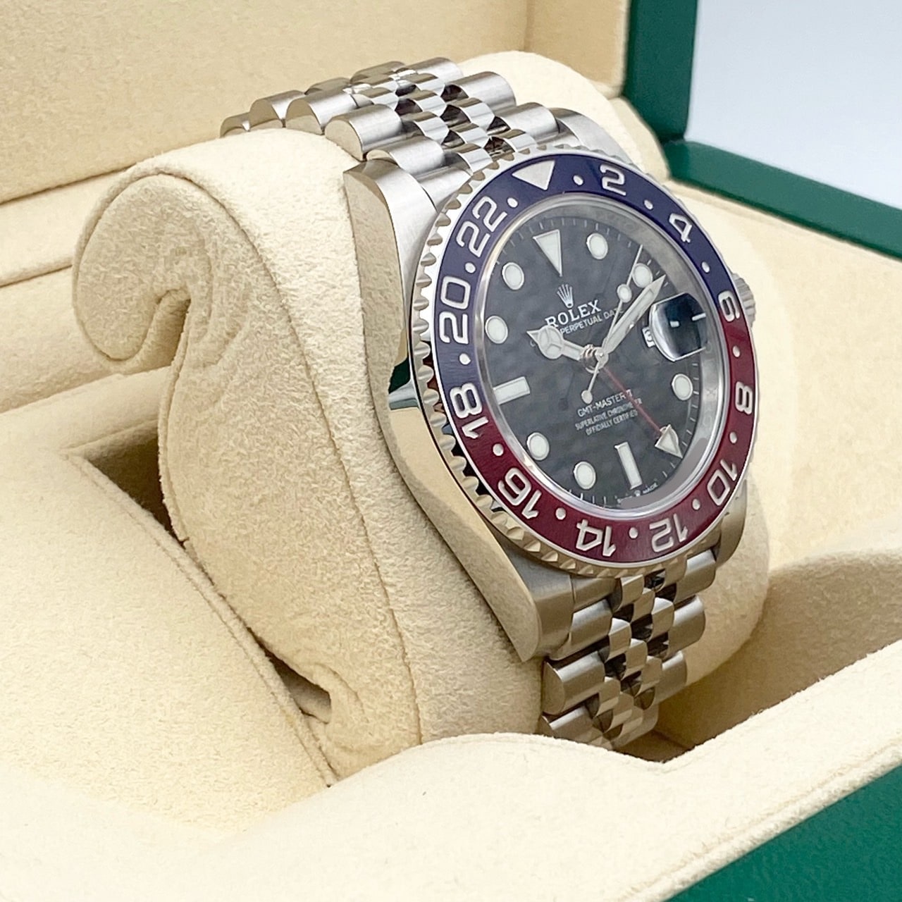 Pre-Owned Rolex GMT Master II 126710BLRO Jubilee Bracelet Black 40mm